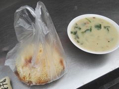 -老西关黄老太牛肉烧饼