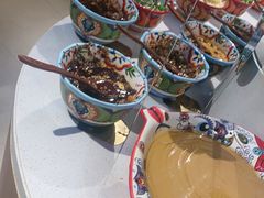-老牌坊云南鱼豆花火锅(哈西万达店)