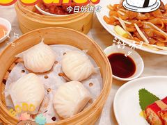 -香港百合居(LCM置汇旭辉广场店)