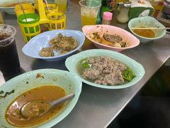 -榮泰米粉湯(Left Shop)