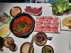 -贵府酸汤牛肉火锅·贵州老字号(飞山街店)