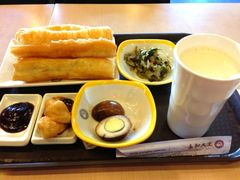 油条，豆浆，卤蛋，咸菜-永和大王(广渠店)