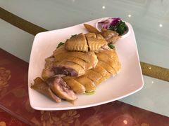 -皇宫大酒店