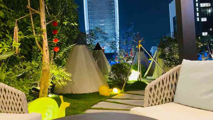 浅海湾休闲水疗会所-"服务: 工作人员服务不错,水果免费任吃,.