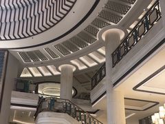 -浅深(世茂滨江精品店)