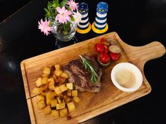 菲力牛排配椒盐土豆-La Creperie法餐厅(芮欧百货店)