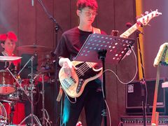 -TZ House音乐现场(来福士中心店)