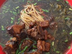 -小龙大肉面馆