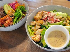 鸡肉牛油果芒果色拉-Wagas沃歌斯(五道口购物中心店)