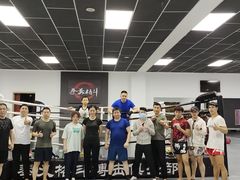 -拳义格斗搏击散打泰拳拳击俱乐部(裕华店)