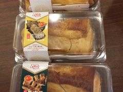-红宝石·鲜奶小方·海派西点房(南丹店)