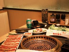 -極屋鮨牛 · 烧肉酒场(时代C馆店)
