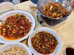 -笨罗卜浏阳菜馆(太平街店)