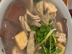 -金原鸭血粉丝汤·汤包·脆皮烤鸭(南京博物院店)