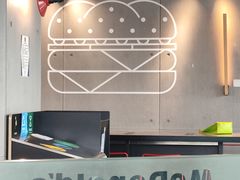 -麦当劳(展览路店)