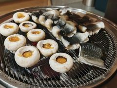 -围炉肉舍•炭烤活鳗•丹东海鲜烤肉(步行街店)