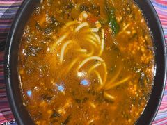 -香巴拉云南餐厅(华莱坞店)