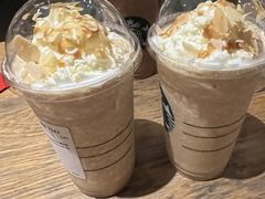 -星巴克(宁波东门银泰店)