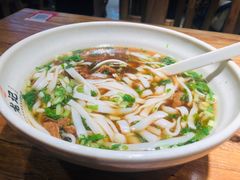 -湘人龙记老长沙米粉(鸟巢店)
