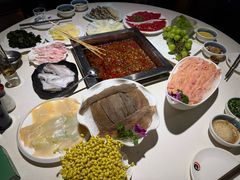 -二荆条·蜀鲜汇城市森林火锅