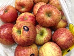 -上海龙吴水胜海发市场