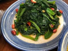 果仁菠菜-四季小馆·地道北京小吃(广百店)