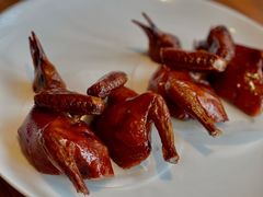 脆皮妙龄鸽-新荣记(新源南路店)