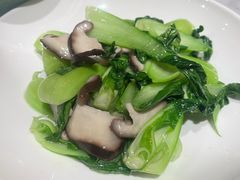 -渝信川菜 · 川味家常菜(财富购物中心店)
