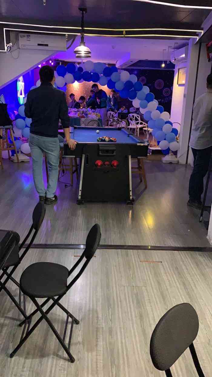 星空玩咖-团建生日聚会轰趴馆-"大房4小时包厢价格 两个套餐 :2588.