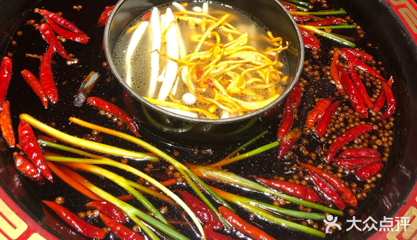 火锅大成都怎么可以没有火锅 里面很大