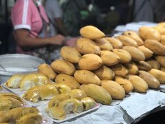 -芒果糯米饭摊子