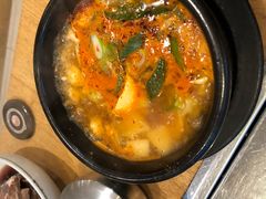 嫩豆腐汤-黄金牧场(明洞总店)