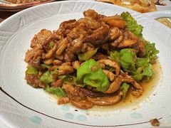 -蔼若春.传承三十年云南菜(金碧公园店)