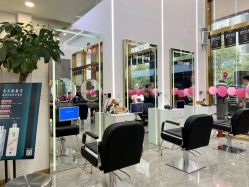 -水灵珑美容造型中心