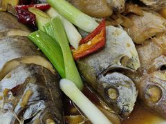 -鑫悦楼煎蟹·16年海鲜大排档
