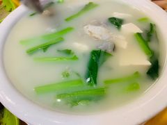 杂鱼豆腐汤-老字号蛇口德记烧腊饭店·海鲜加工