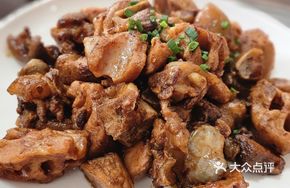 Lotus Root and Pig Trotter Stew