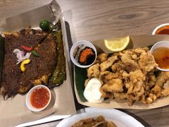 -东海岸人工湖美食村