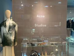 -Acne Studios(芮欧百货店)