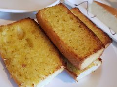 法式蒜香面包-爱丽丝牛排西餐厅(光谷步行街店)