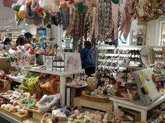-三福时尚(三峡广场华夏银座店)