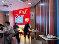 -麦当劳(乳山路店)