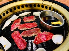 -炼火烤肉店