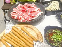 -呷哺呷哺(融创茂店)