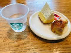 -星巴克臻选(郑州中原万达店)