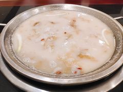 -老来福·非遗酸汤兔(凯旋路店)
