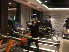 -乐刻运动(爱奇艺创新大厦店)