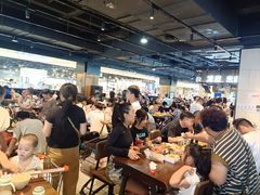 -胖东来生活广场(健康路店)
