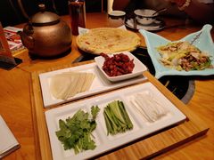 -娜仁图雅蒙古美食村(33小镇店)
