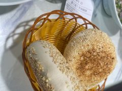 烧饼-清真喜兰老丁羊汤特色小吃